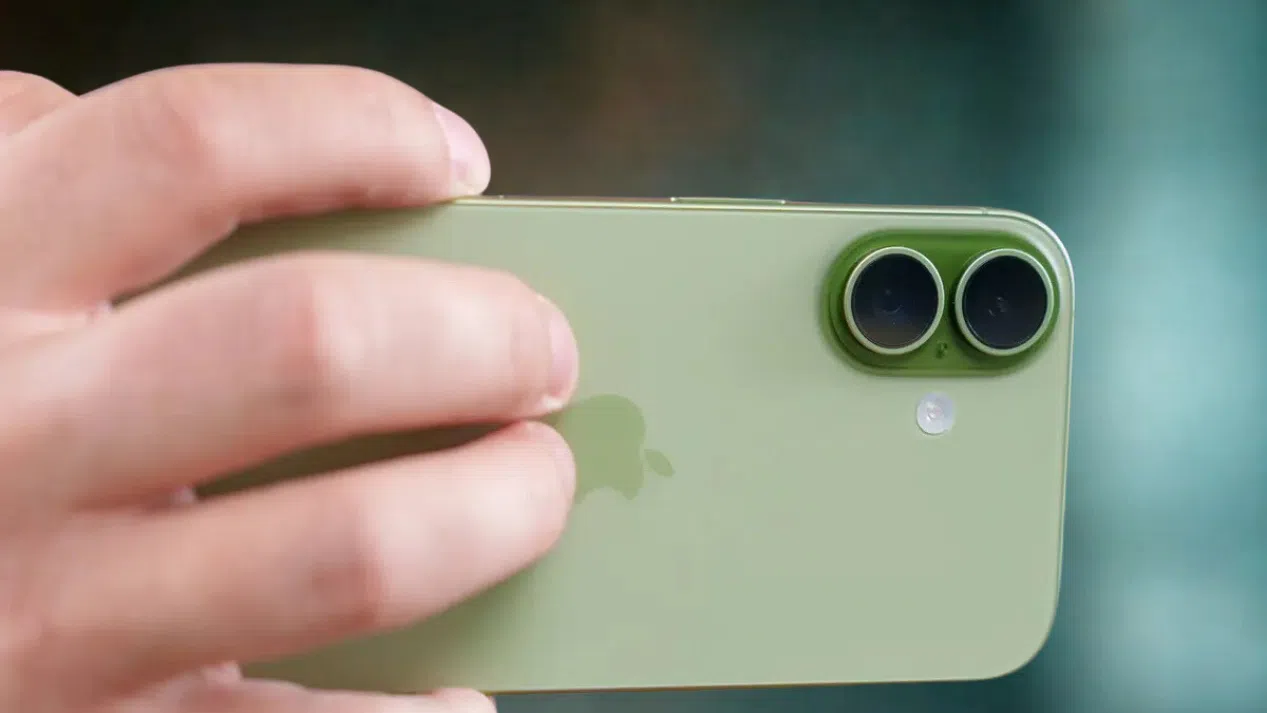 Mercado de smartphones na Europa T4 2025: Apple lidera com 33%